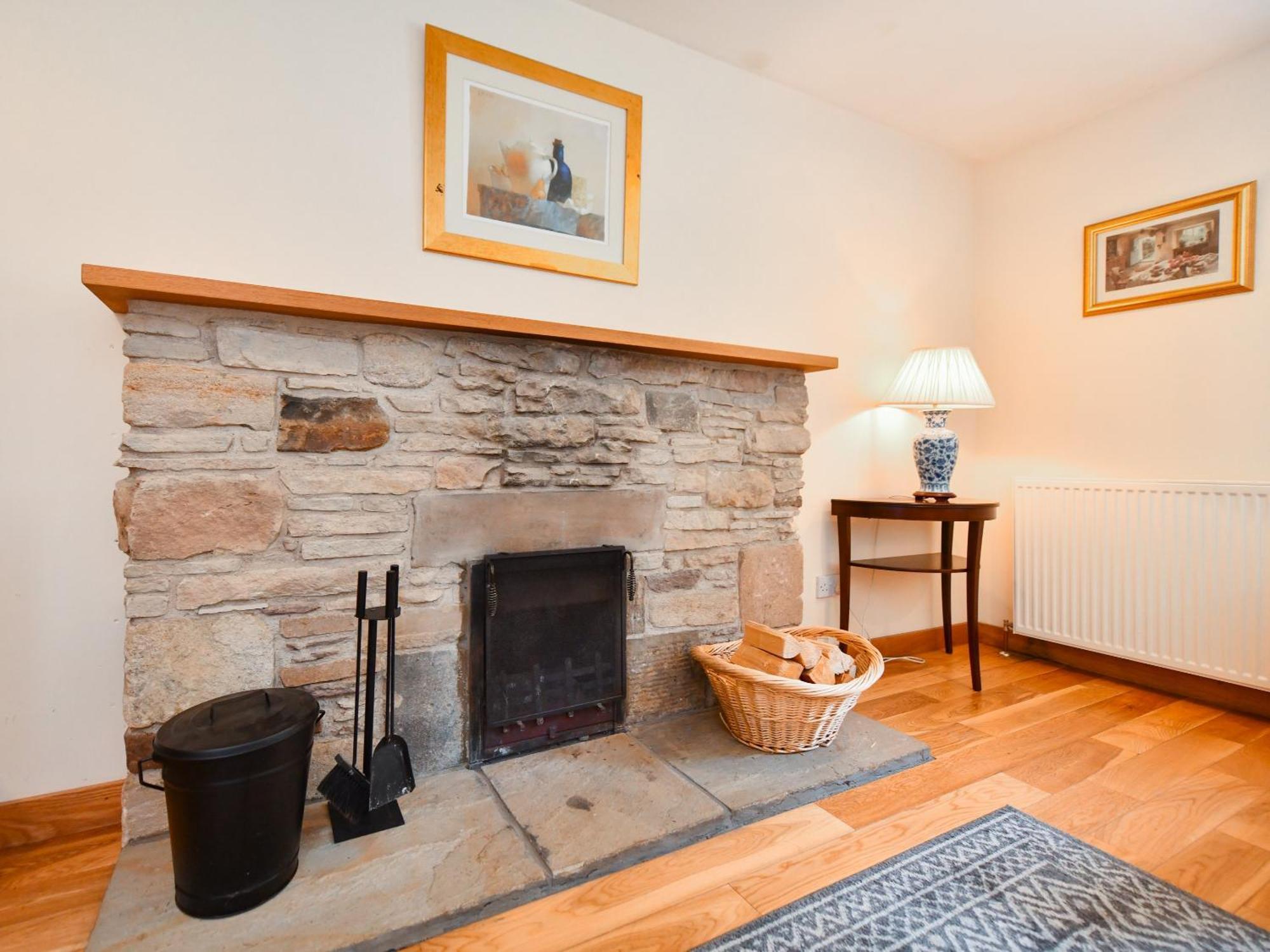 Cloncaird Castle Estate Cottages Maybole Ngoại thất bức ảnh