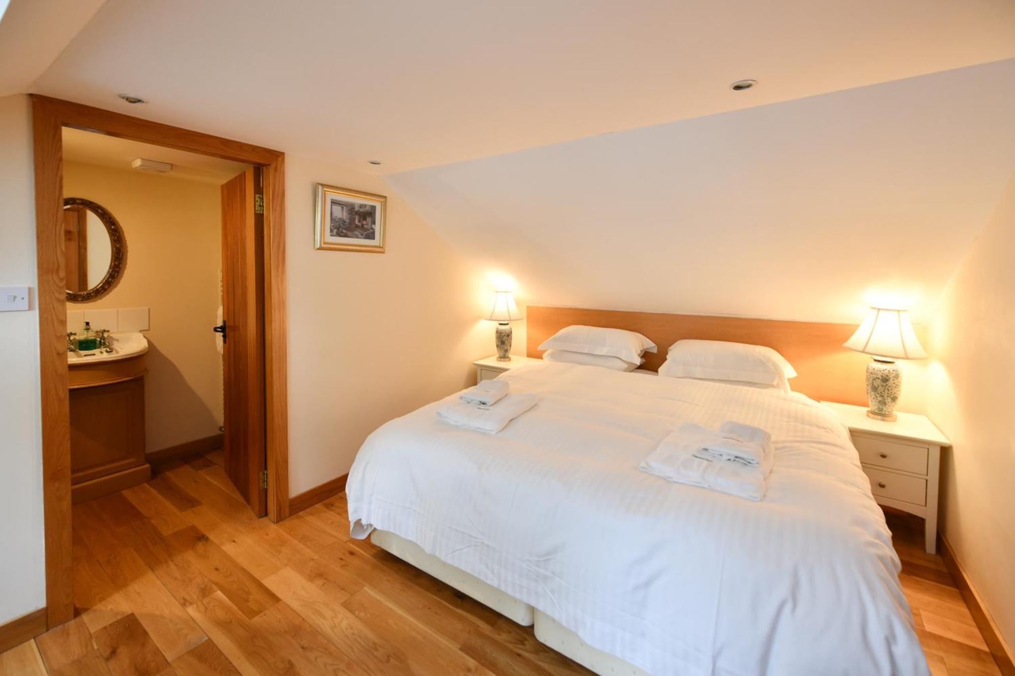 Cloncaird Castle Estate Cottages Maybole Ngoại thất bức ảnh
