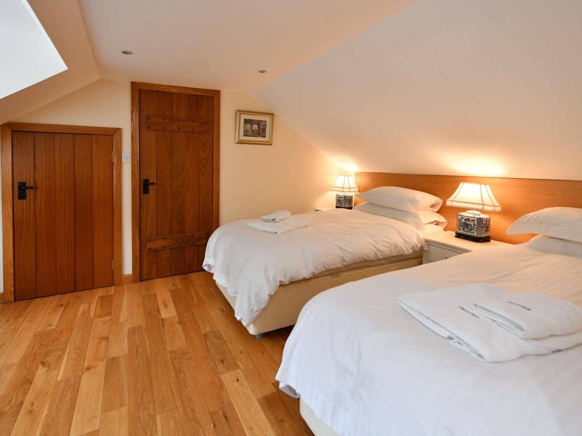 Cloncaird Castle Estate Cottages Maybole Phòng bức ảnh