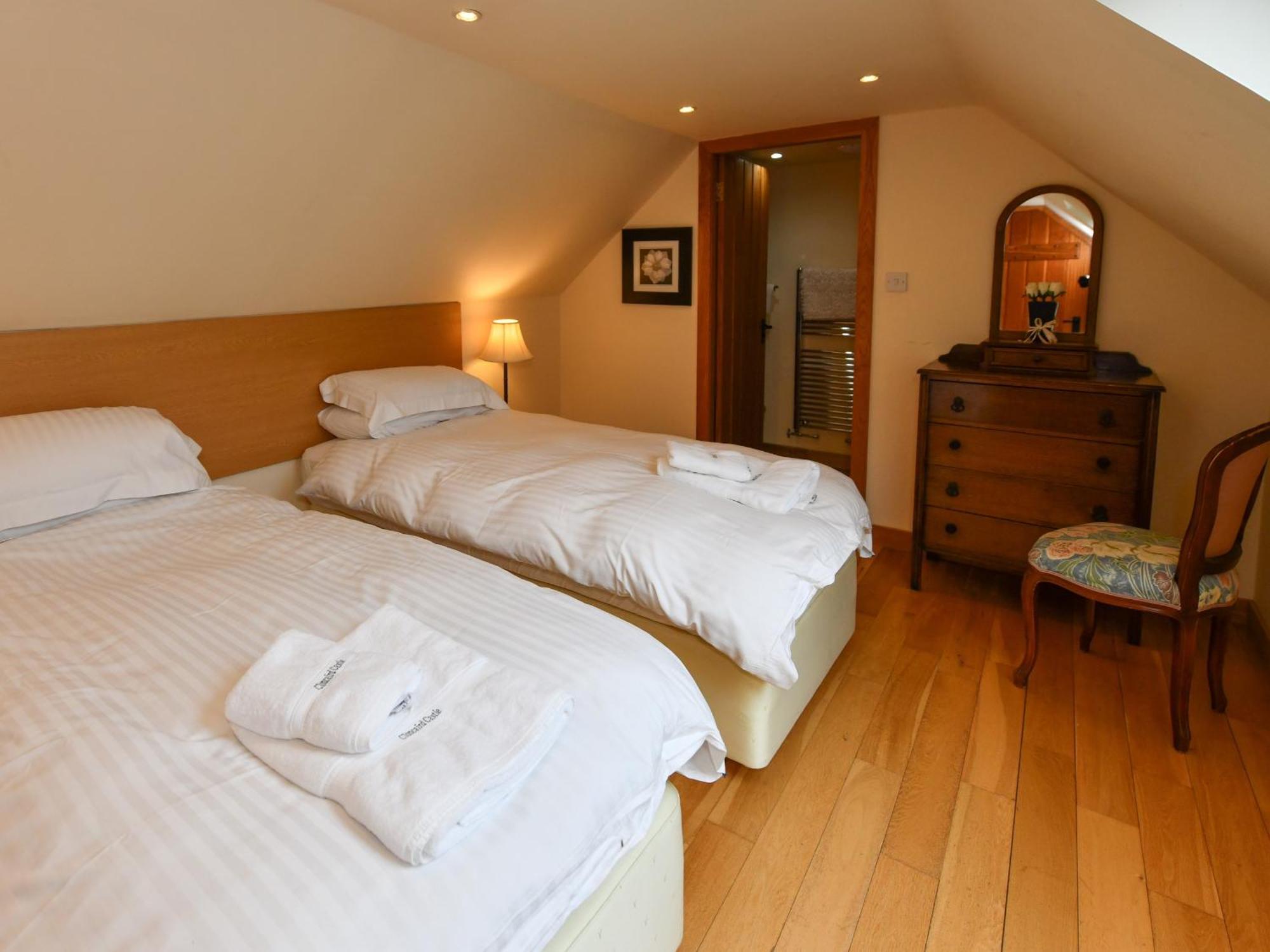 Cloncaird Castle Estate Cottages Maybole Phòng bức ảnh