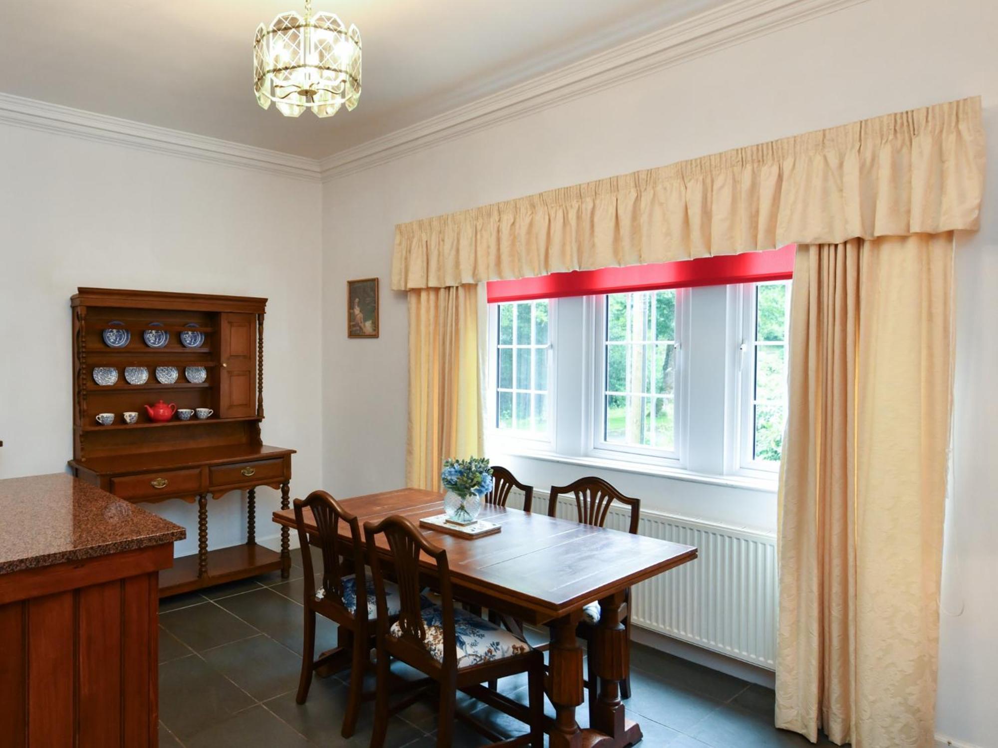 Cloncaird Castle Estate Cottages Maybole Phòng bức ảnh