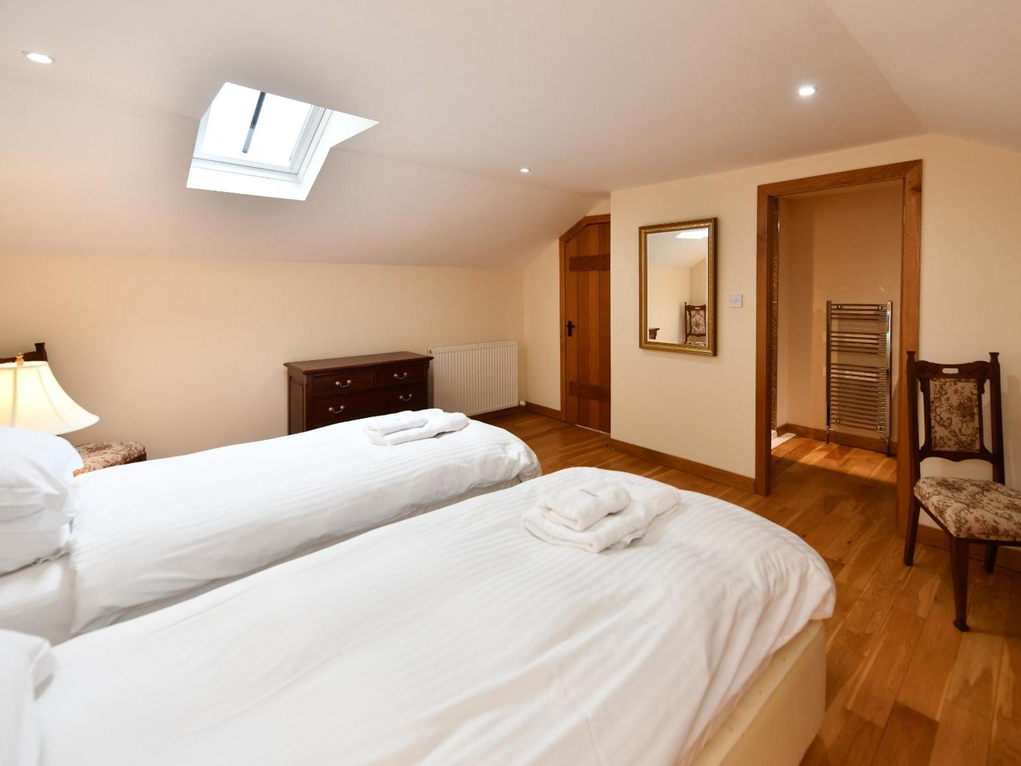 Cloncaird Castle Estate Cottages Maybole Phòng bức ảnh