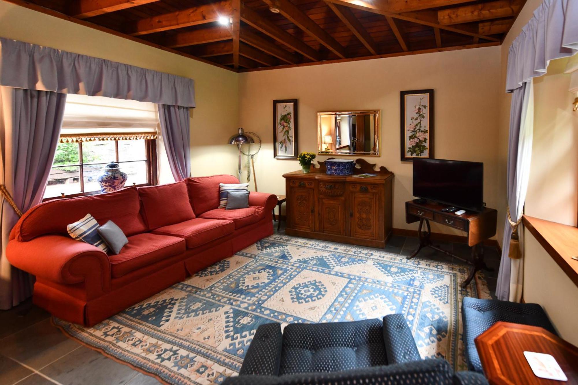 Cloncaird Castle Estate Cottages Maybole Ngoại thất bức ảnh